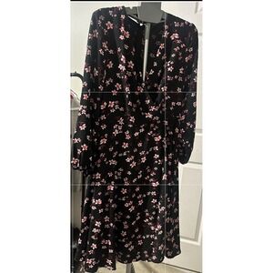 Ann Taylor Sun Dress Size 6 NWT